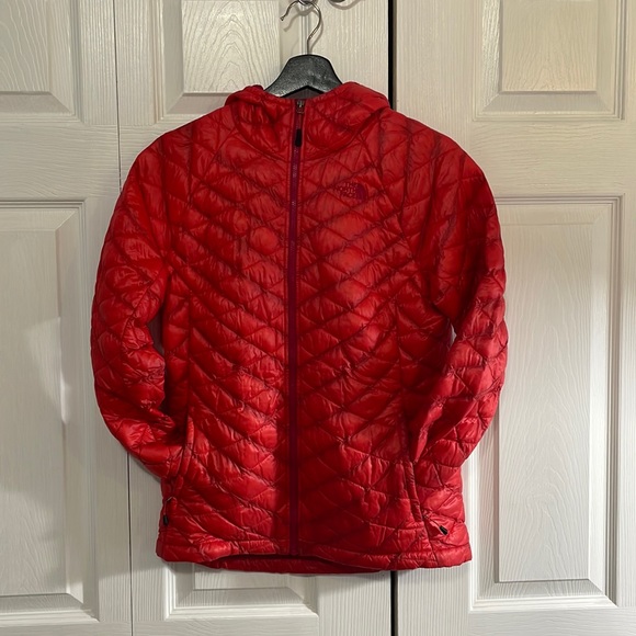 THE NORTH FACE W THERMOBALL JCKT - Picture 1 of 4